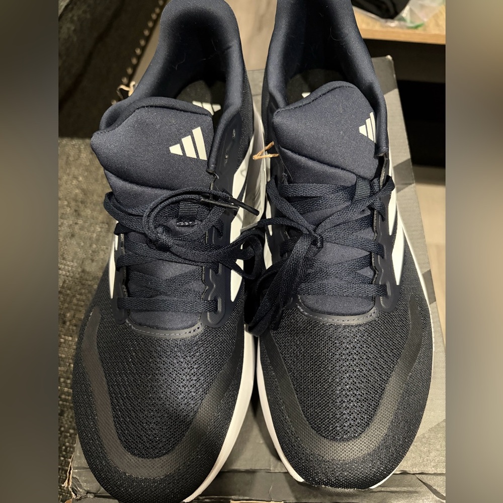 BRAND NEW Adidas Men's Dark Blue Sneakers